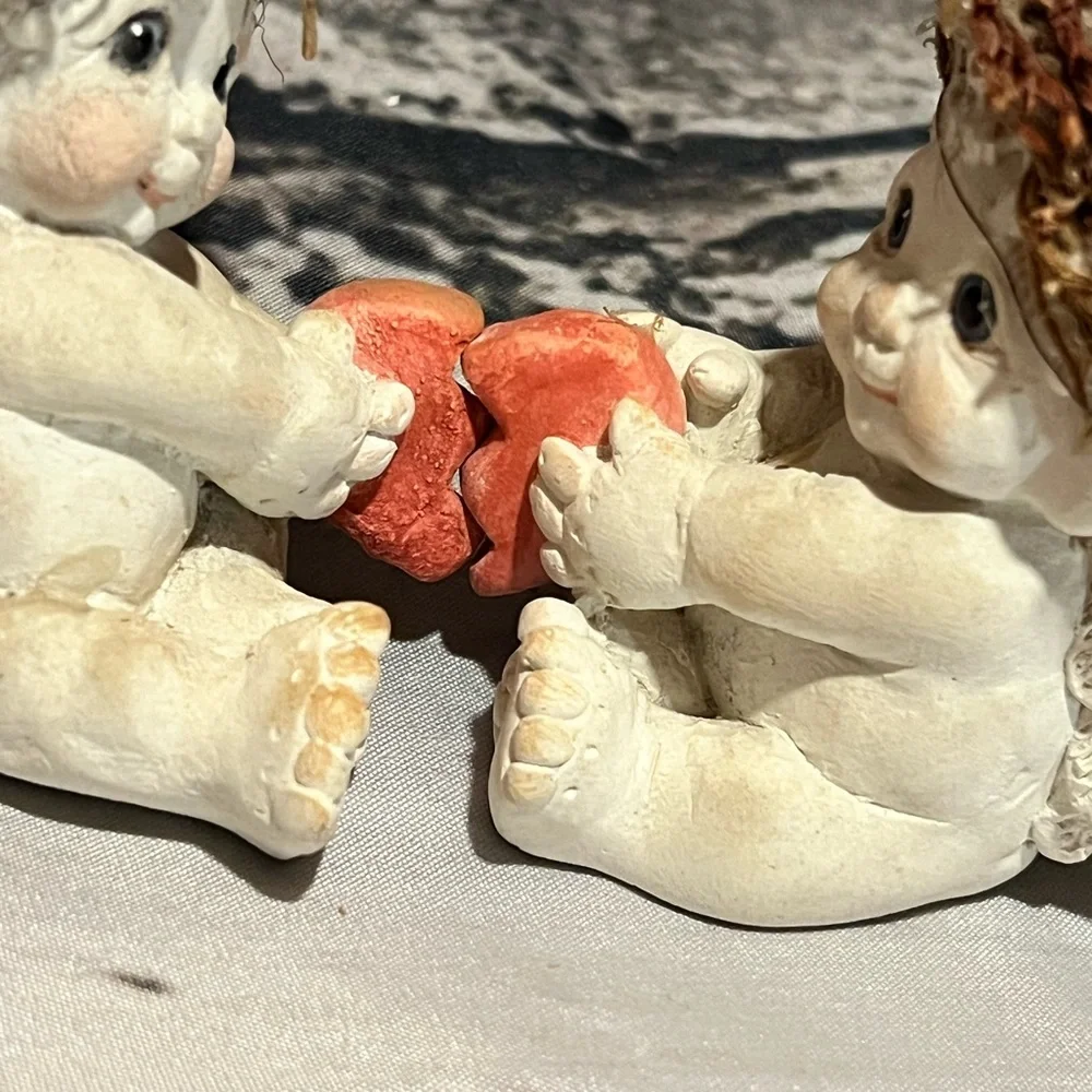 Charming‎ Cherub Figurines with Red Heart